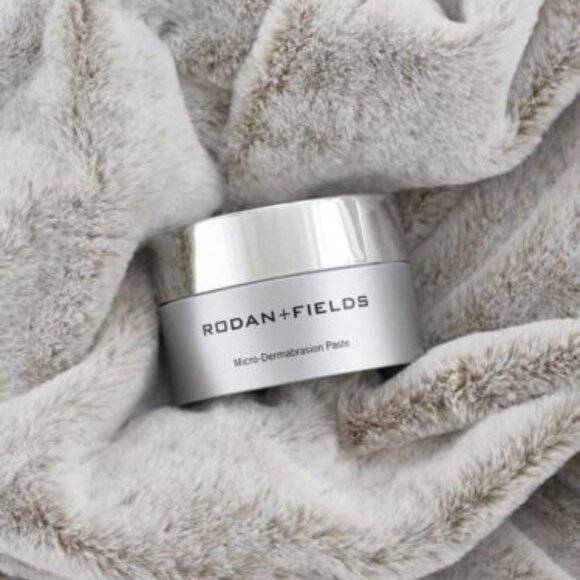 Rodan + Fields Enhancements Micro-Dermabrasion Paste - 125ml - BRAND NEW… - Picture 2 of 3